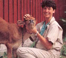 Farm Animal Health: Calves Dying, Horse Eye Wounds and Pig Leg Swelling Image